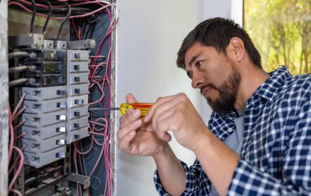 Best Circuit Breaker Repair  in Eastlake, OH